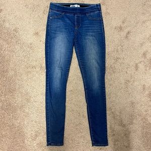 Old Navy women’s Rockstar skinny jeggings size 6 long